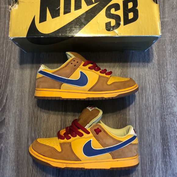 new castle nike sb
